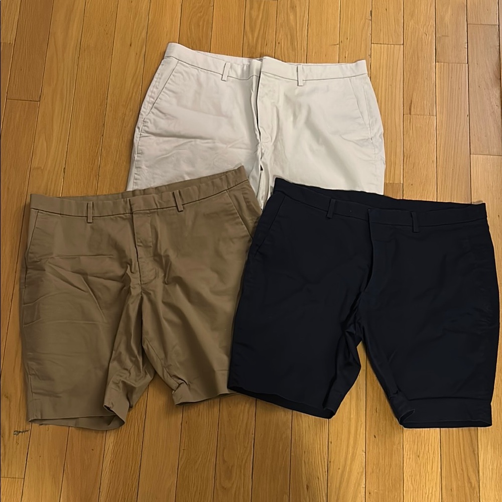 Lot of 3 Uniqlo Stretch Slim Fit Shorts 98%-Cotton 2%-Spandex Size XL Men's